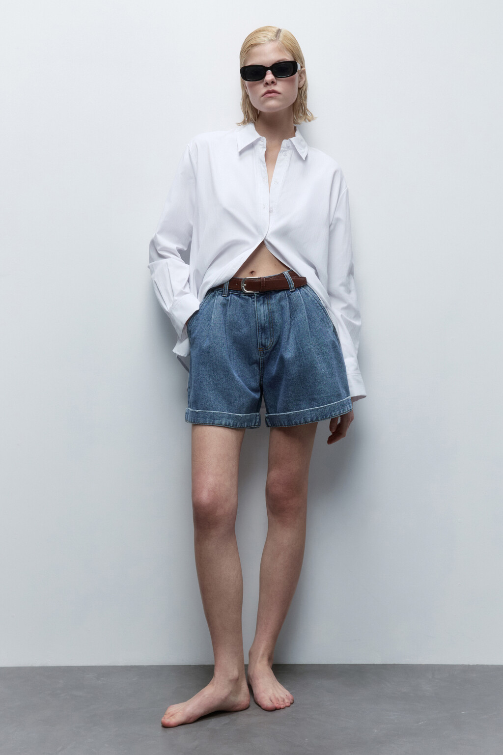 Шорты джинсовые с высокой посадкой и ремнем - цвет голубой - 5