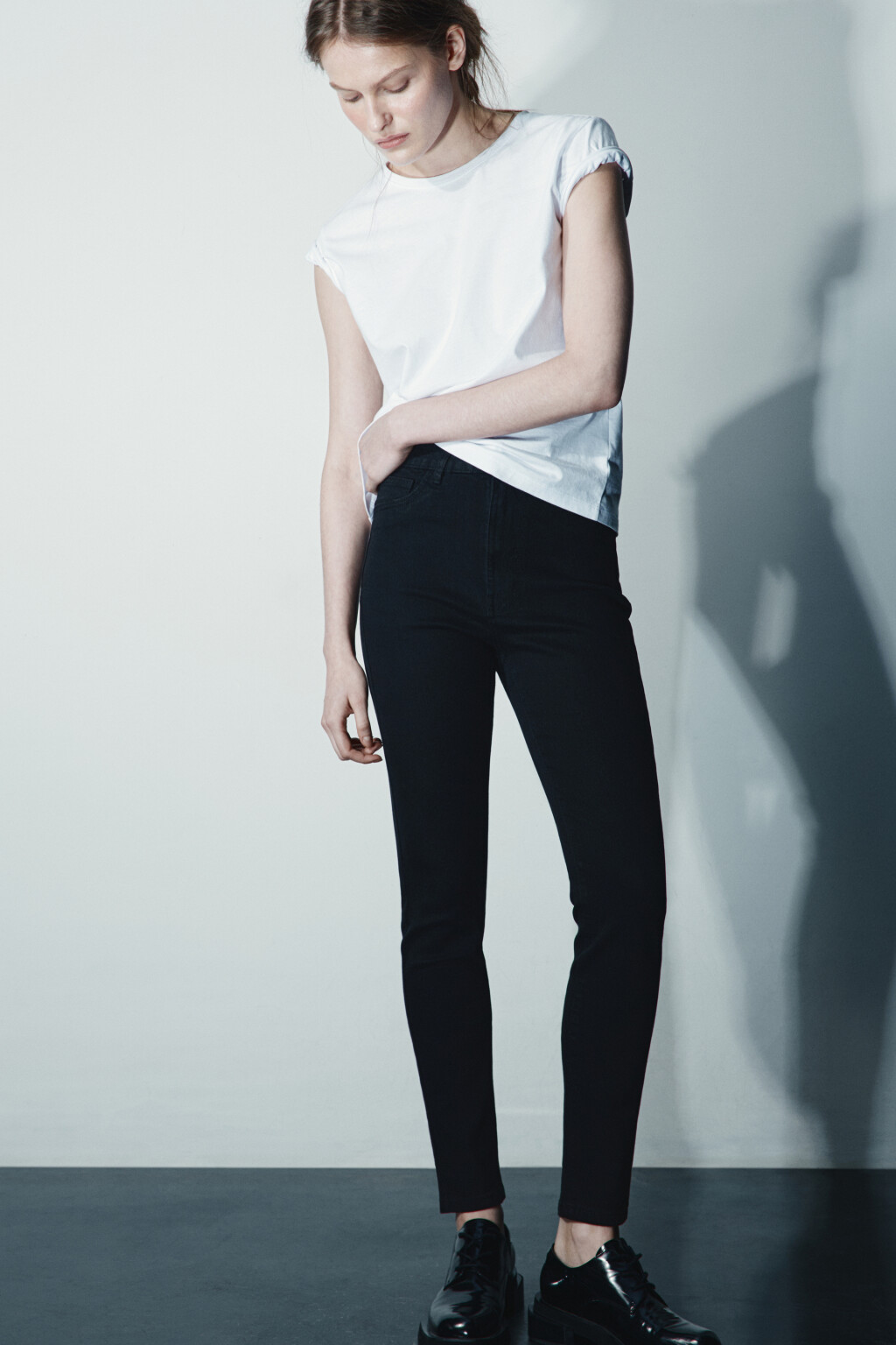 Джинсы облегающие с высокой посадкой - цвет черный - 1