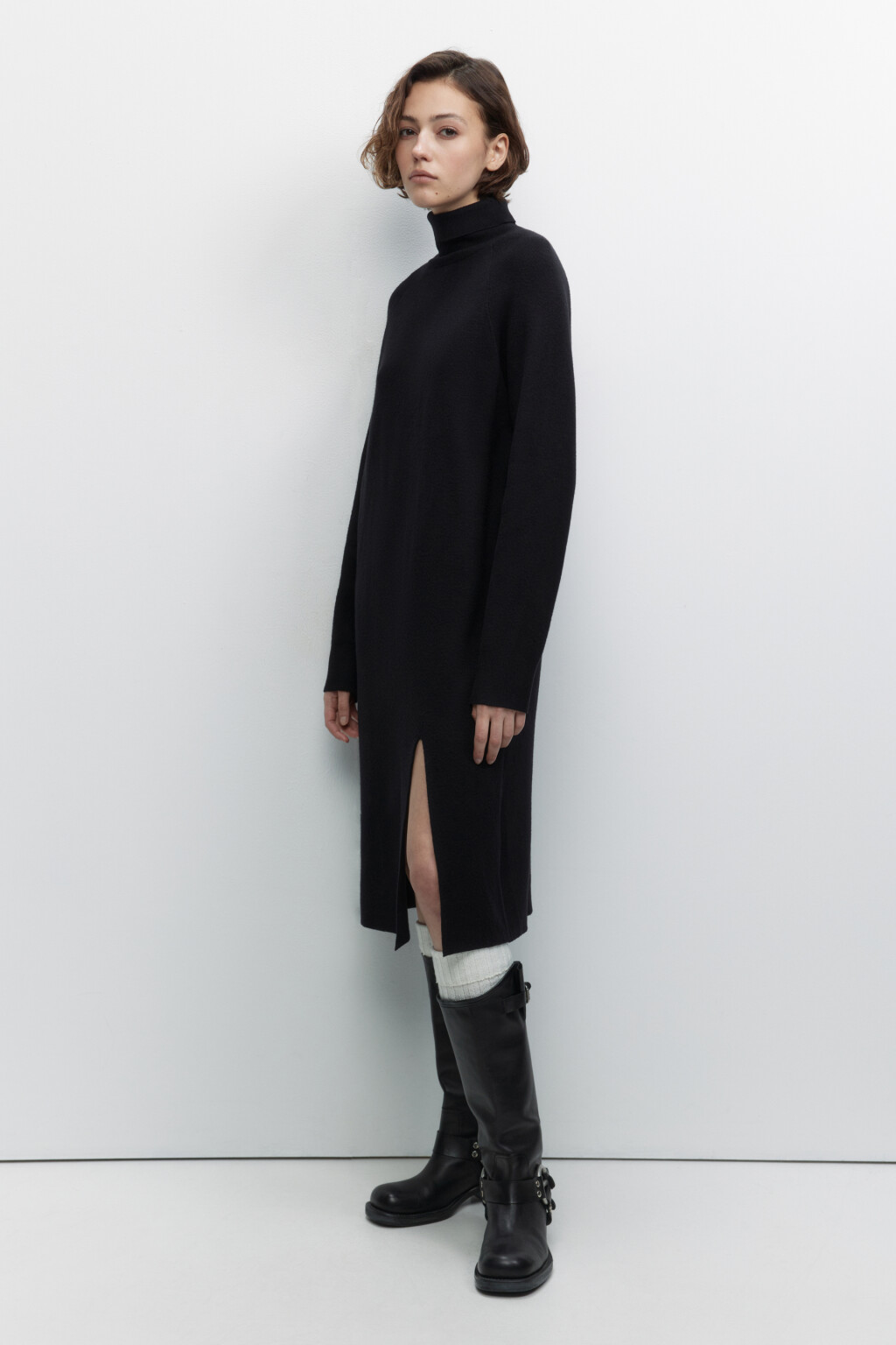 Платье-свитер SlitDress миди вязаное с разрезом - цвет черный - 2