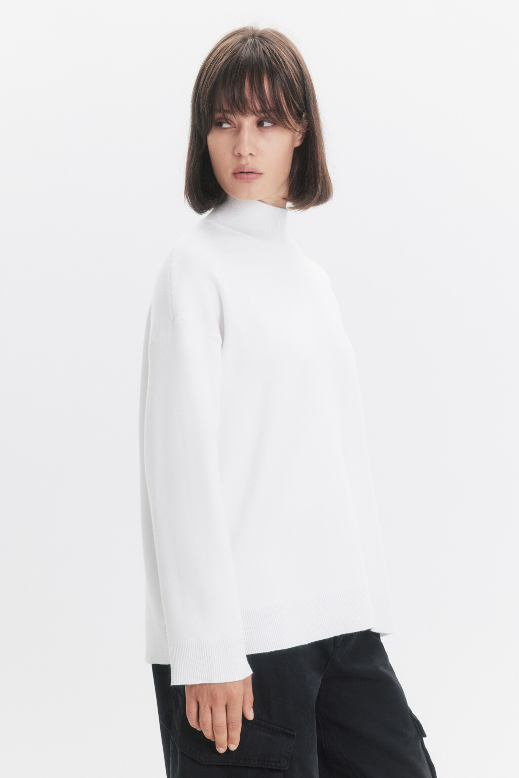 Свитер вязаный вискозный с воротником-стойкой - цвет молочный - 3