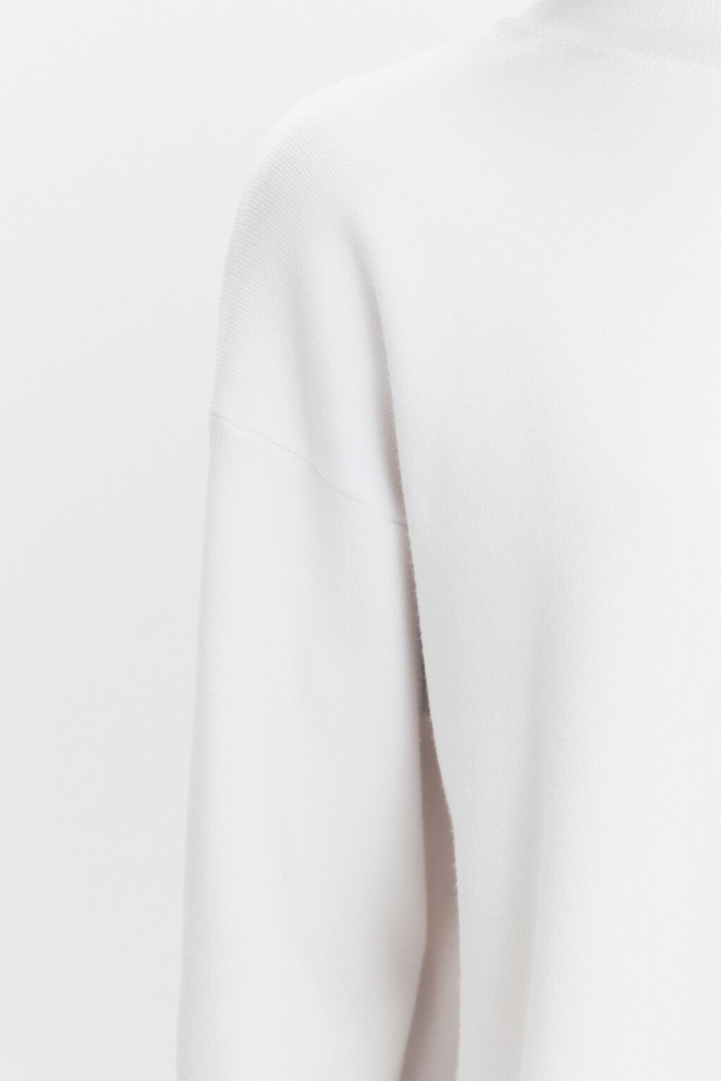 Свитер вязаный вискозный с воротником-стойкой - цвет молочный - 7