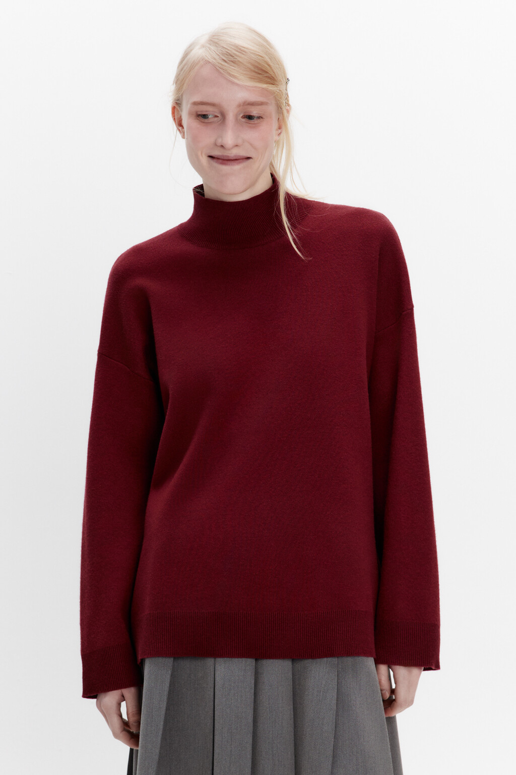 Свитер вискозный с воротником-стойкой - цвет бордовый - 2