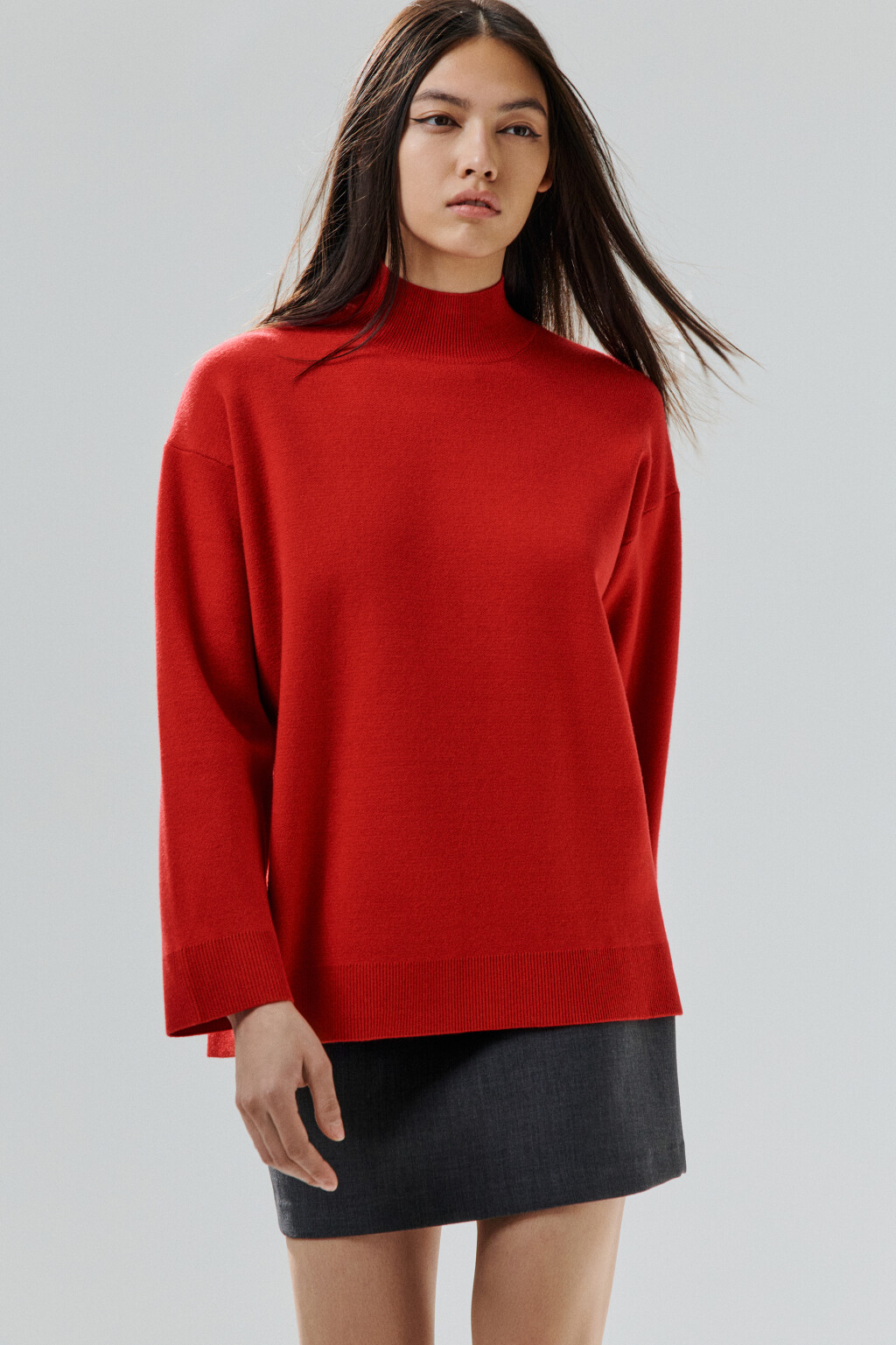 Свитер вискозный с воротником-стойкой - цвет красный - 1