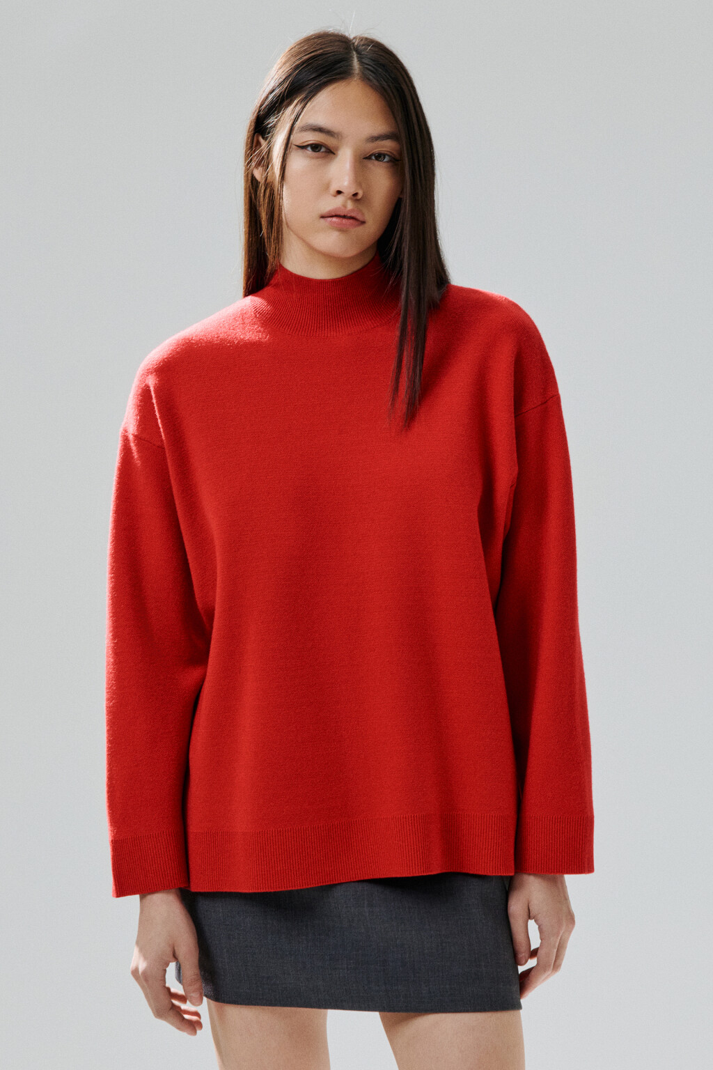 Свитер вискозный с воротником-стойкой - цвет красный - 2