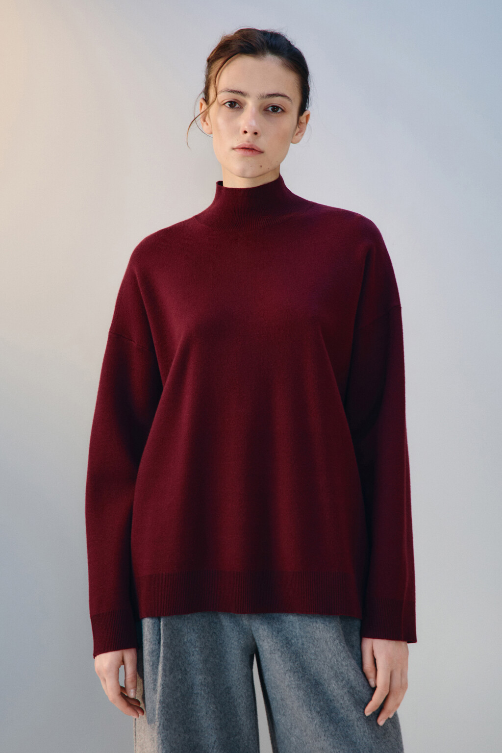 Свитер с воротником-стойкой - цвет бордовый - 2