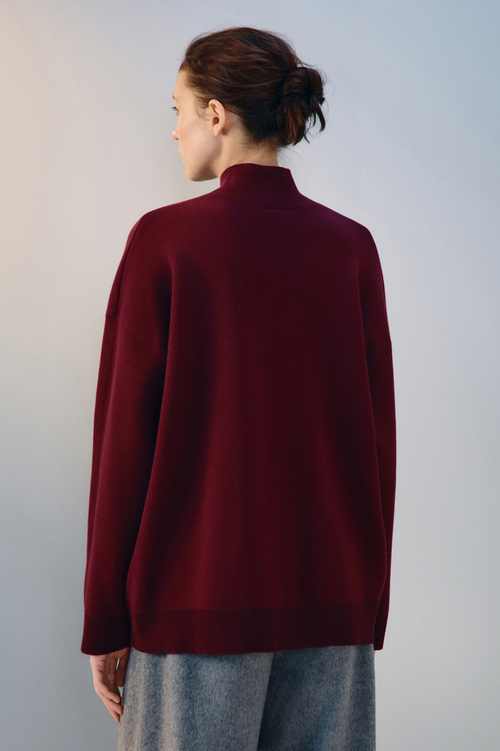 Свитер с воротником-стойкой - цвет бордовый - 3