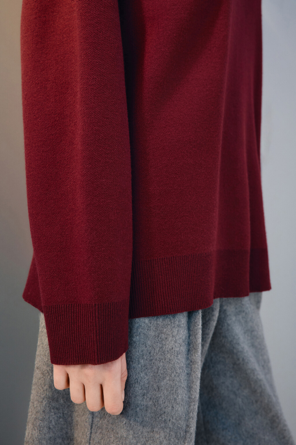 Свитер с воротником-стойкой - цвет бордовый - 6