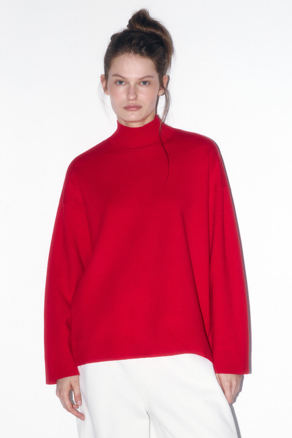 Свитер вязаный вискозный с воротником-стойкой - цвет красный - 2