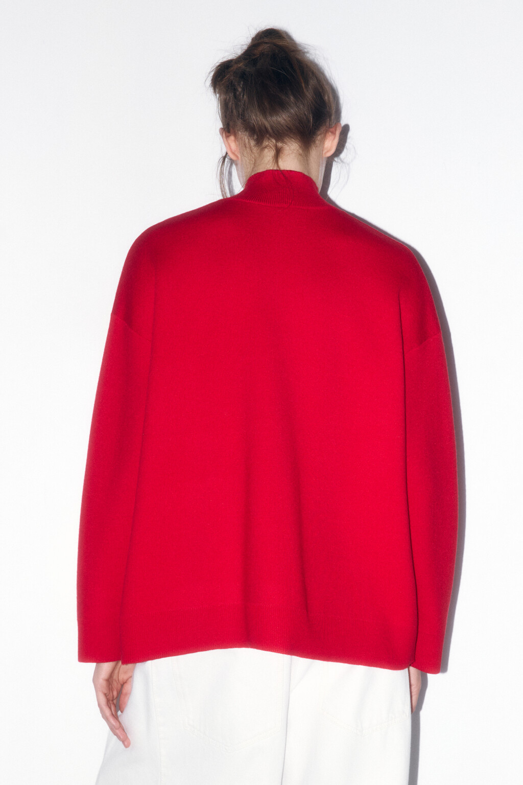 Свитер вязаный вискозный с воротником-стойкой - цвет красный - 4