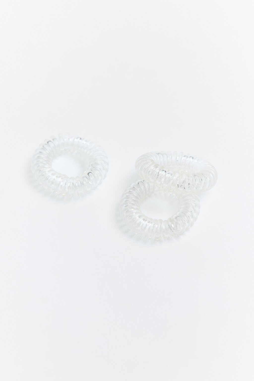 Набор резинок-спиралек для волос (3 штуки) - цвет белый - 2