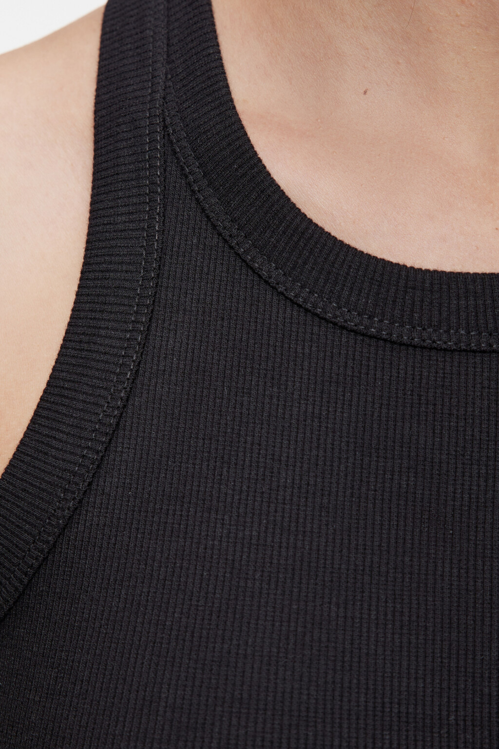 Майка TANKTOP облегающая базовая в рубчик - цвет черный - 5