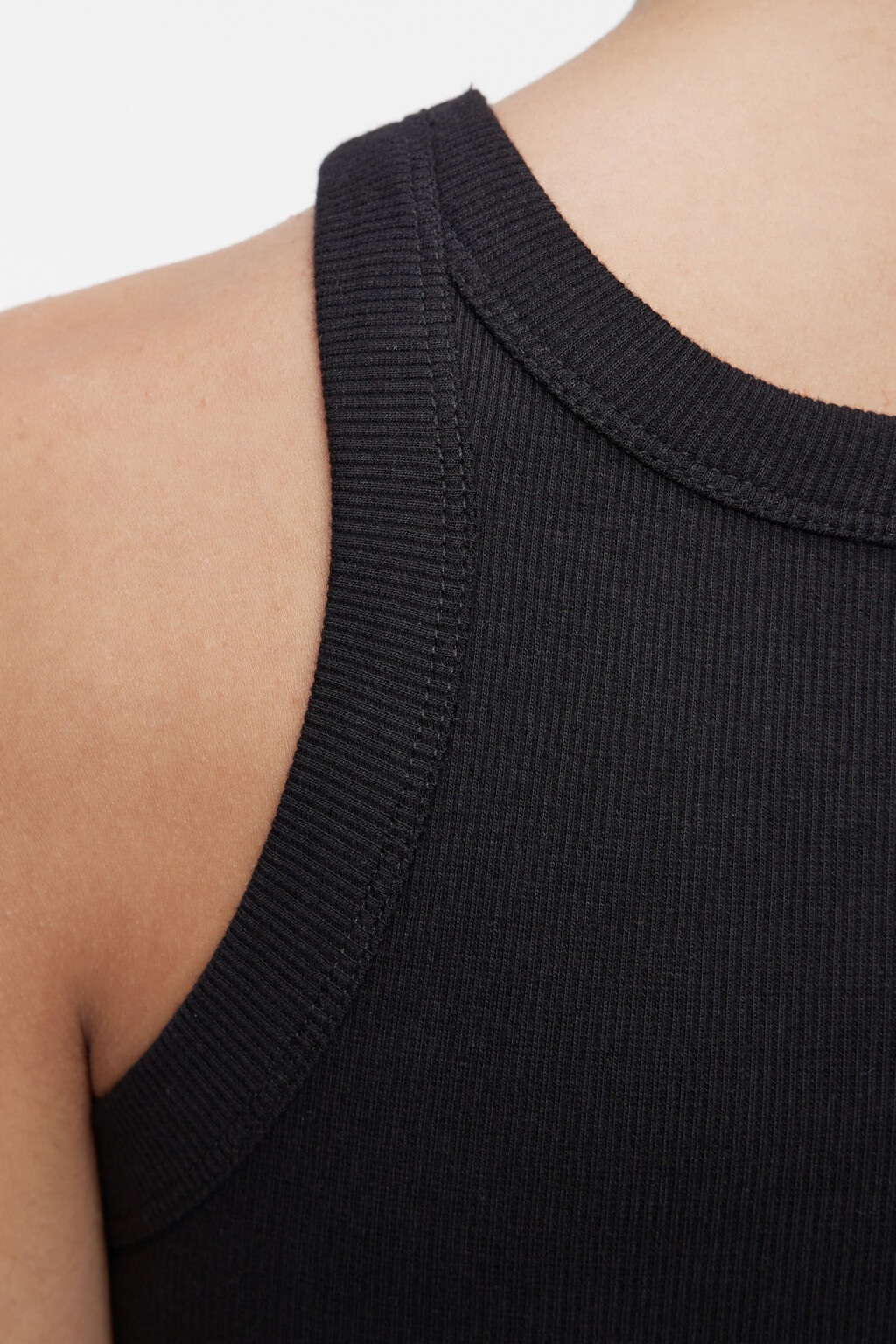 Майка TANKTOP облегающая базовая в рубчик - цвет черный - 6