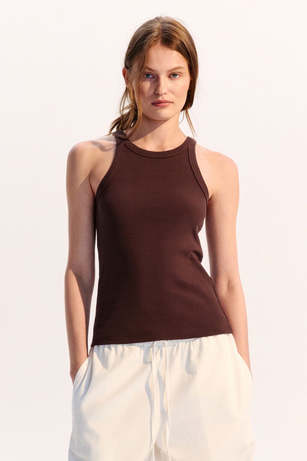 Майка TANKTOP облегающая в рубчик - цвет коричневый - 2