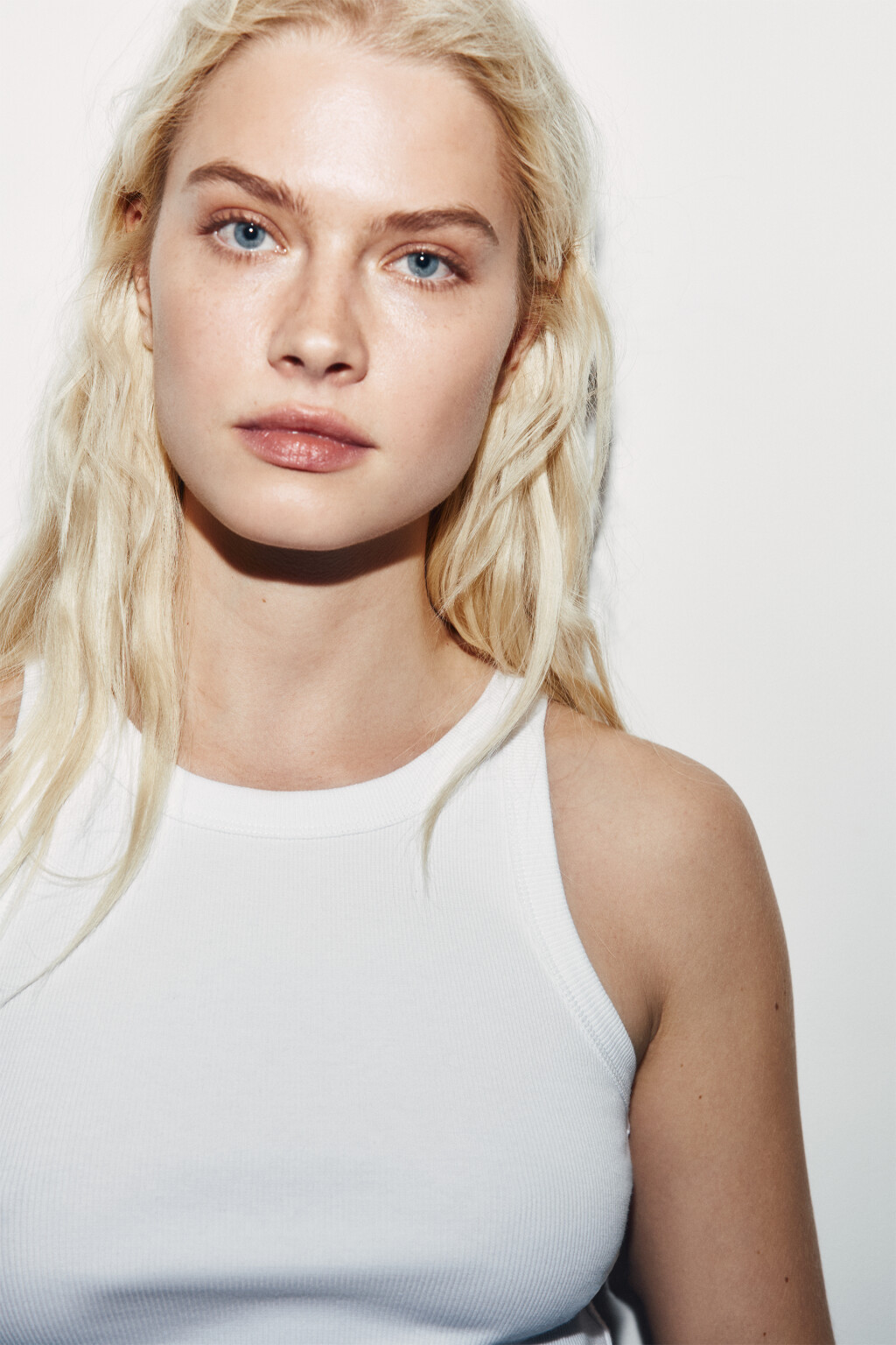 Майка базовая облегающая в рубчик - цвет белый - 6