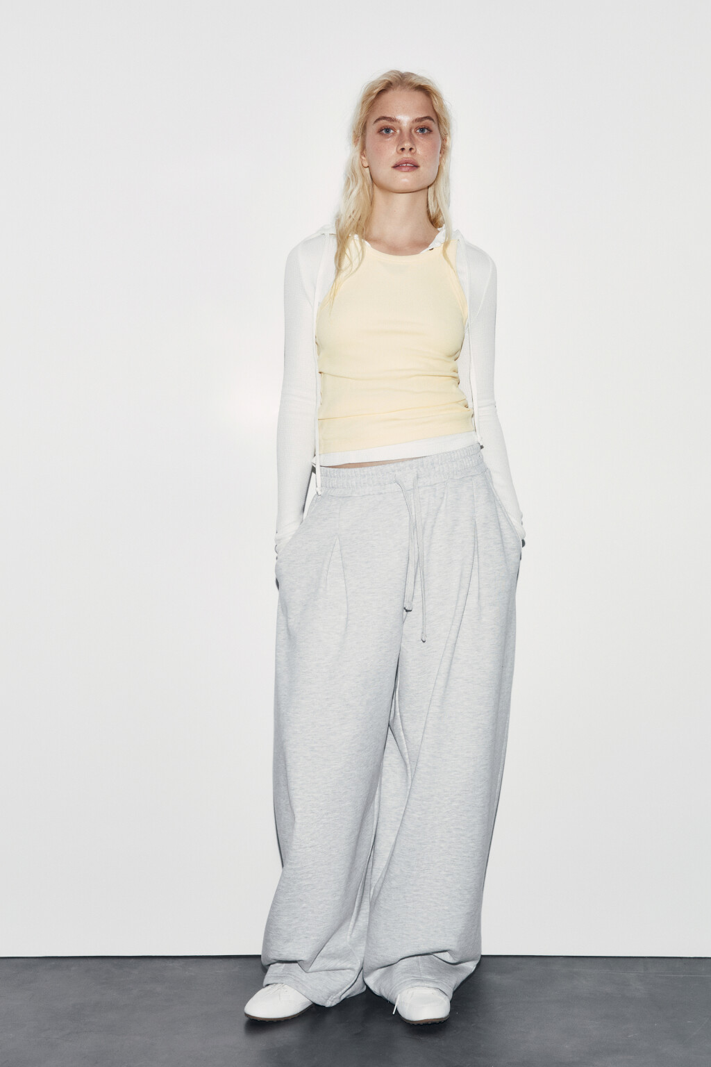 Майка базовая облегающая в рубчик - цвет желтый - 5