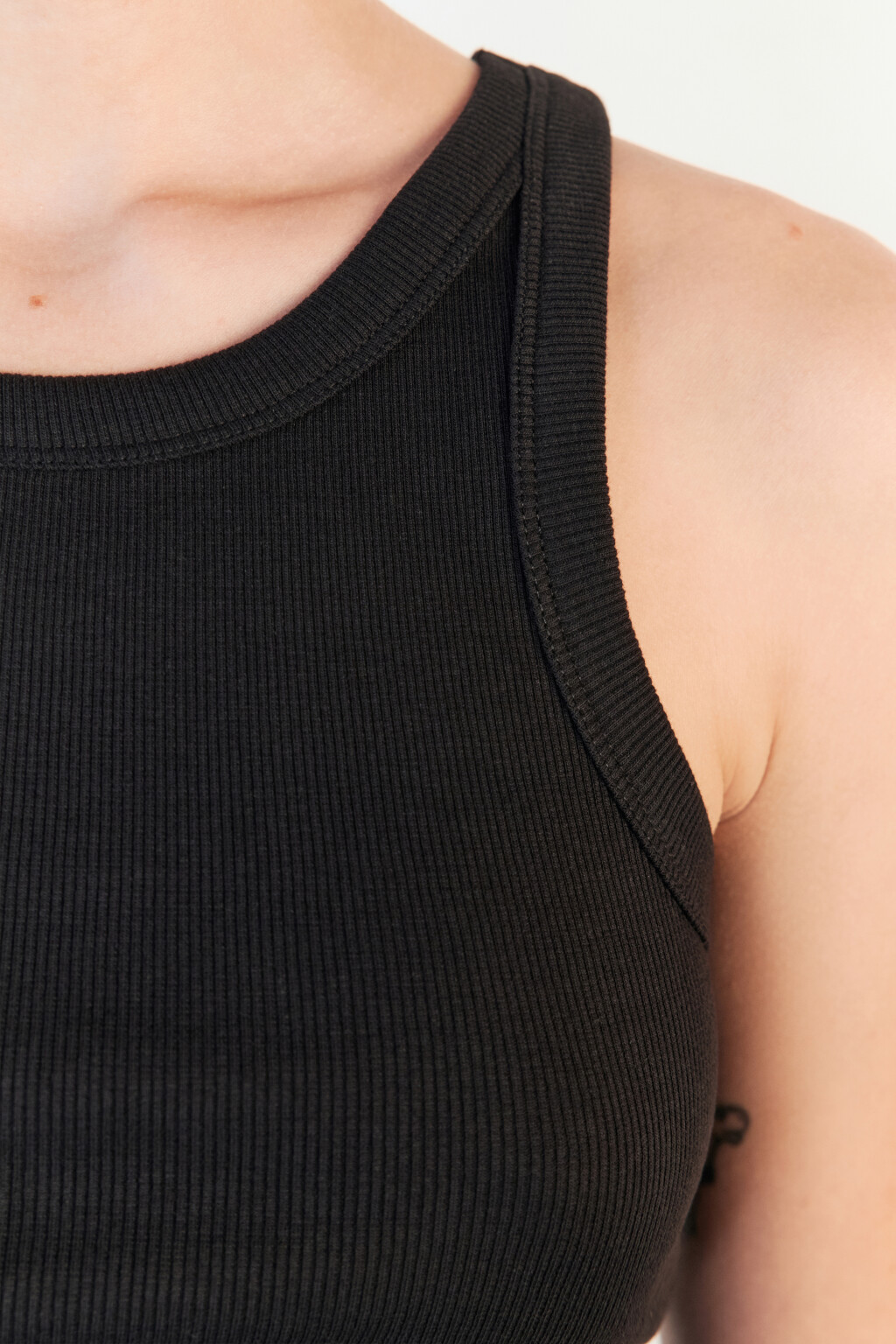 Майка-топ TANKTOP облегающая в рубчик - цвет черный - 7