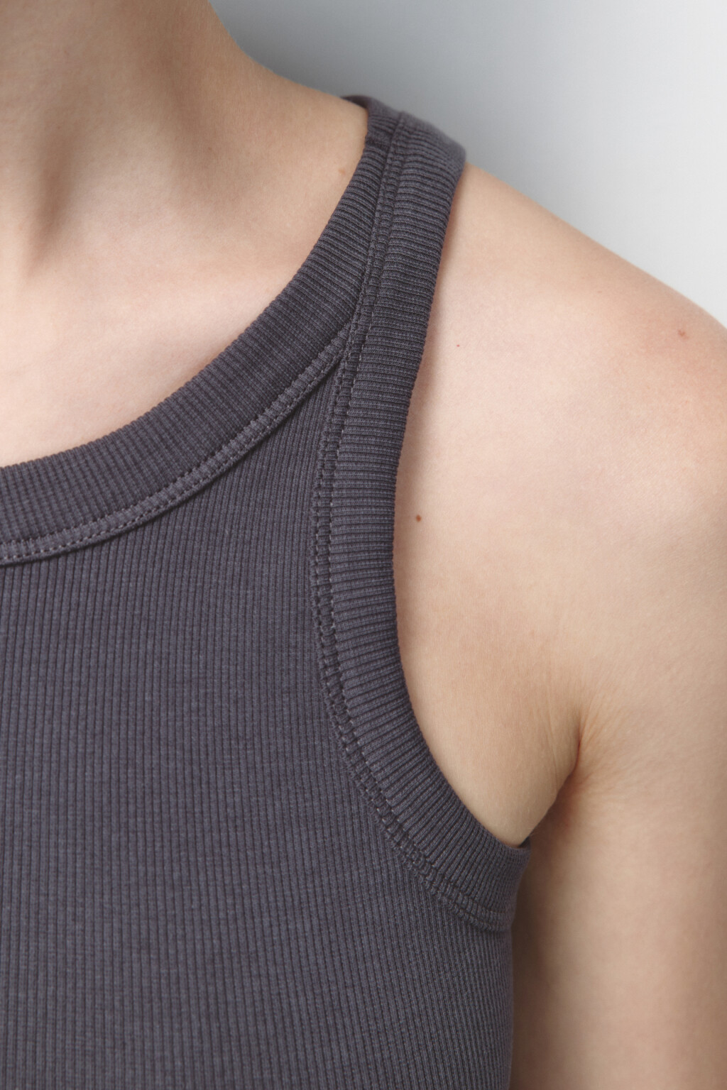 Майка TANKTOP облегающая в рубчик - цвет серый - 6