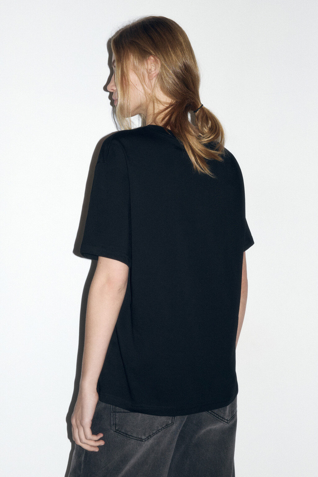 Футболка TBIG оверсайз базовая - цвет черный - 4
