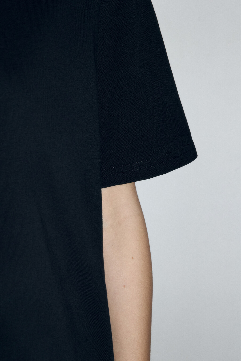 Футболка TBIG оверсайз базовая - цвет черный - 7