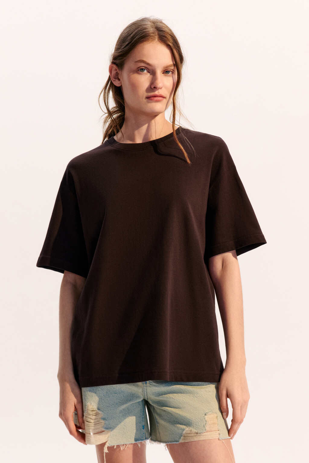 Футболка TBIG оверсайз базовая - цвет коричневый - 2
