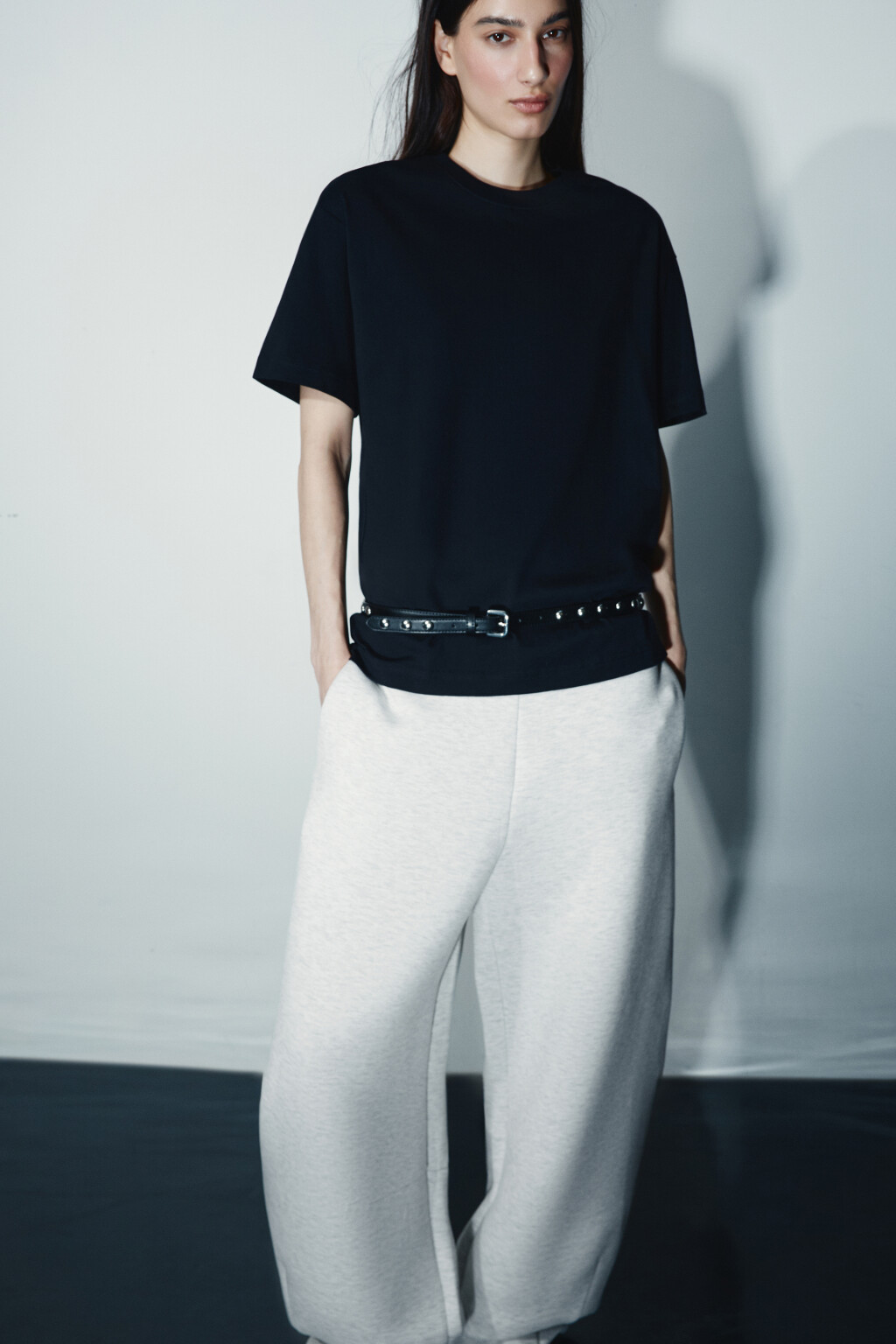 Футболка оверсайз базовая - цвет черный - 2