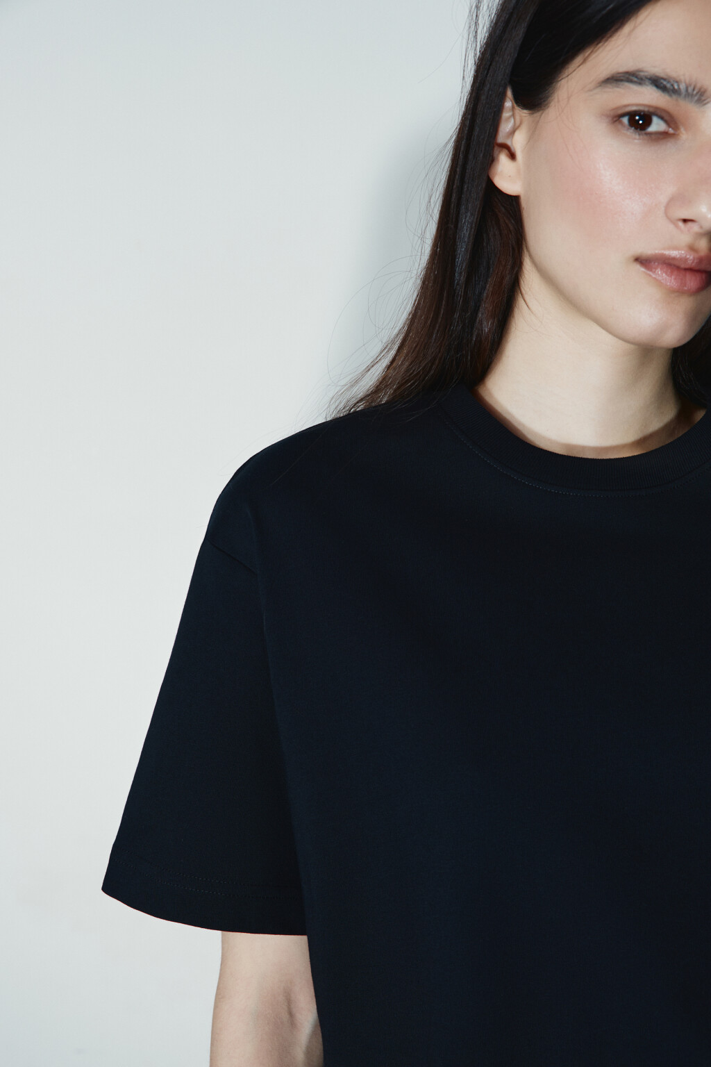 Футболка оверсайз базовая - цвет черный - 6