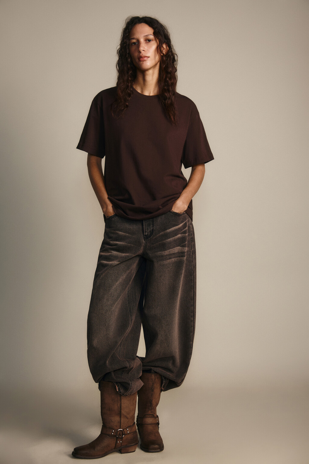 Футболка TBIG оверсайз базовая - цвет коричневый - 4