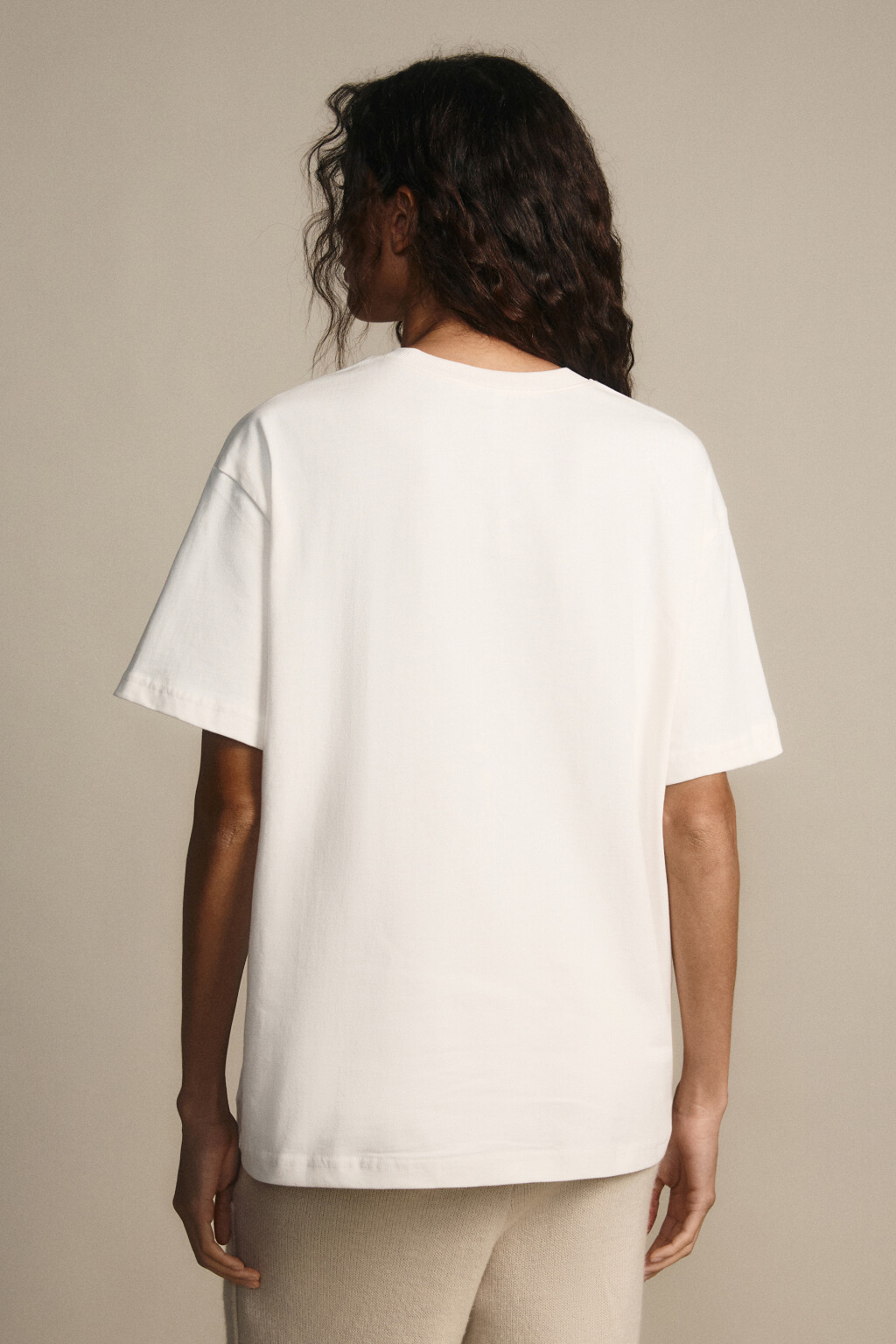 Футболка TBIG оверсайз базовая - цвет молочный - 3