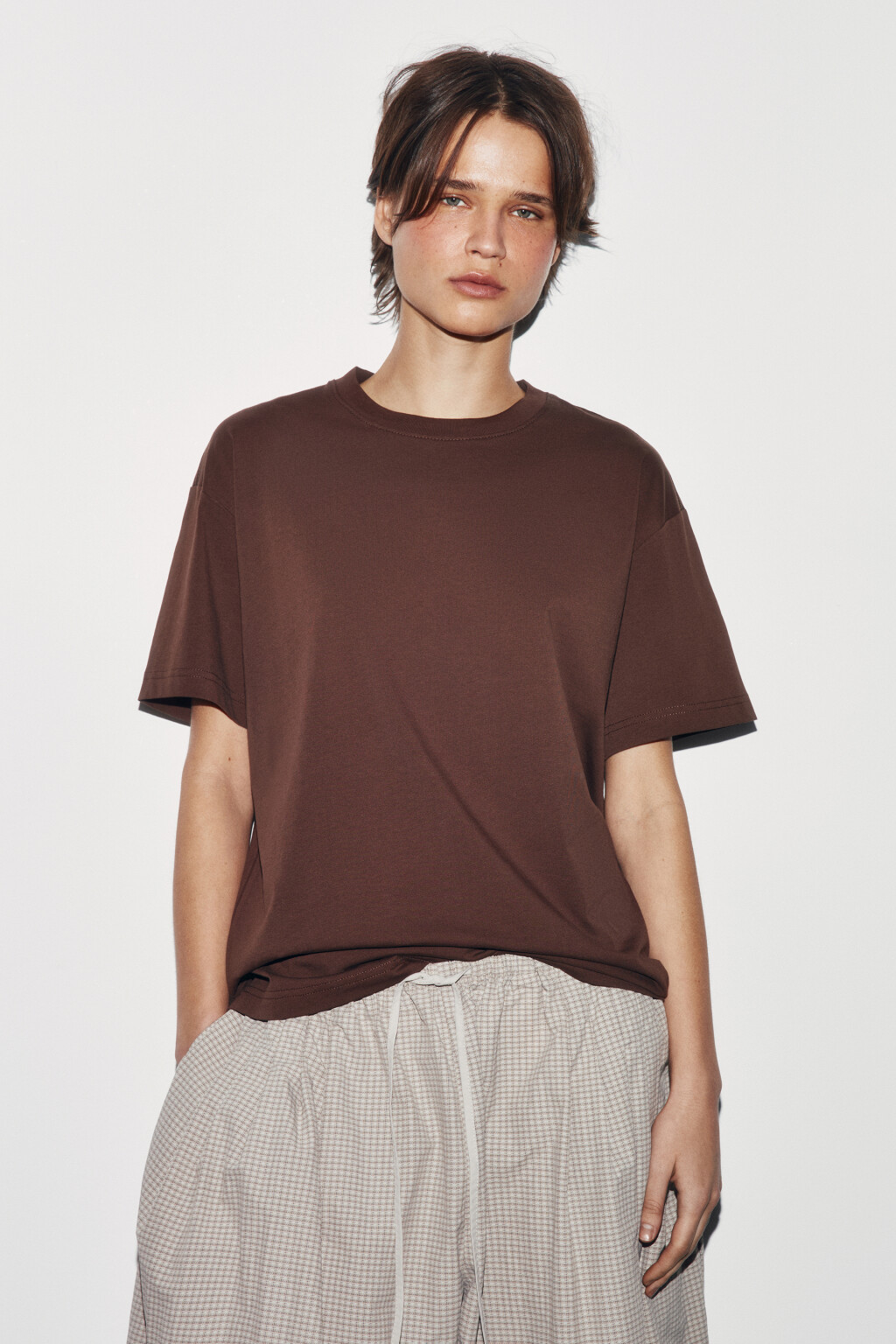 Футболка оверсайз базовая - цвет коричневый - 2