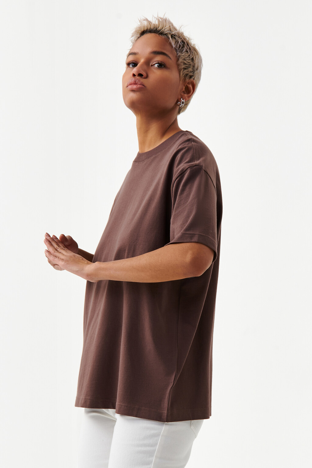 Футболка oversize базовая - цвет коричневый - 2