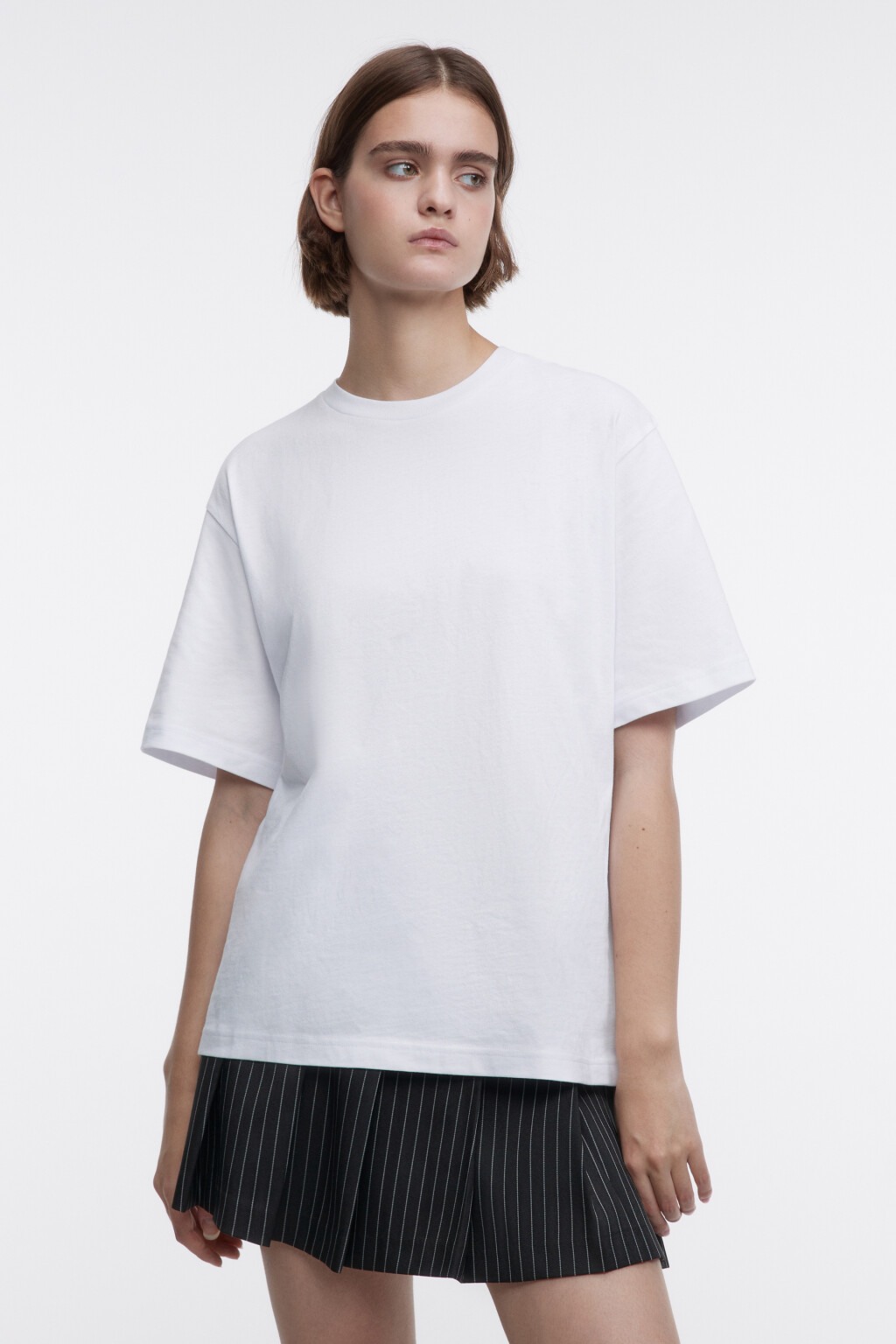 Футболка TBOY оверсайз в базовых цветах - цвет белый - 1