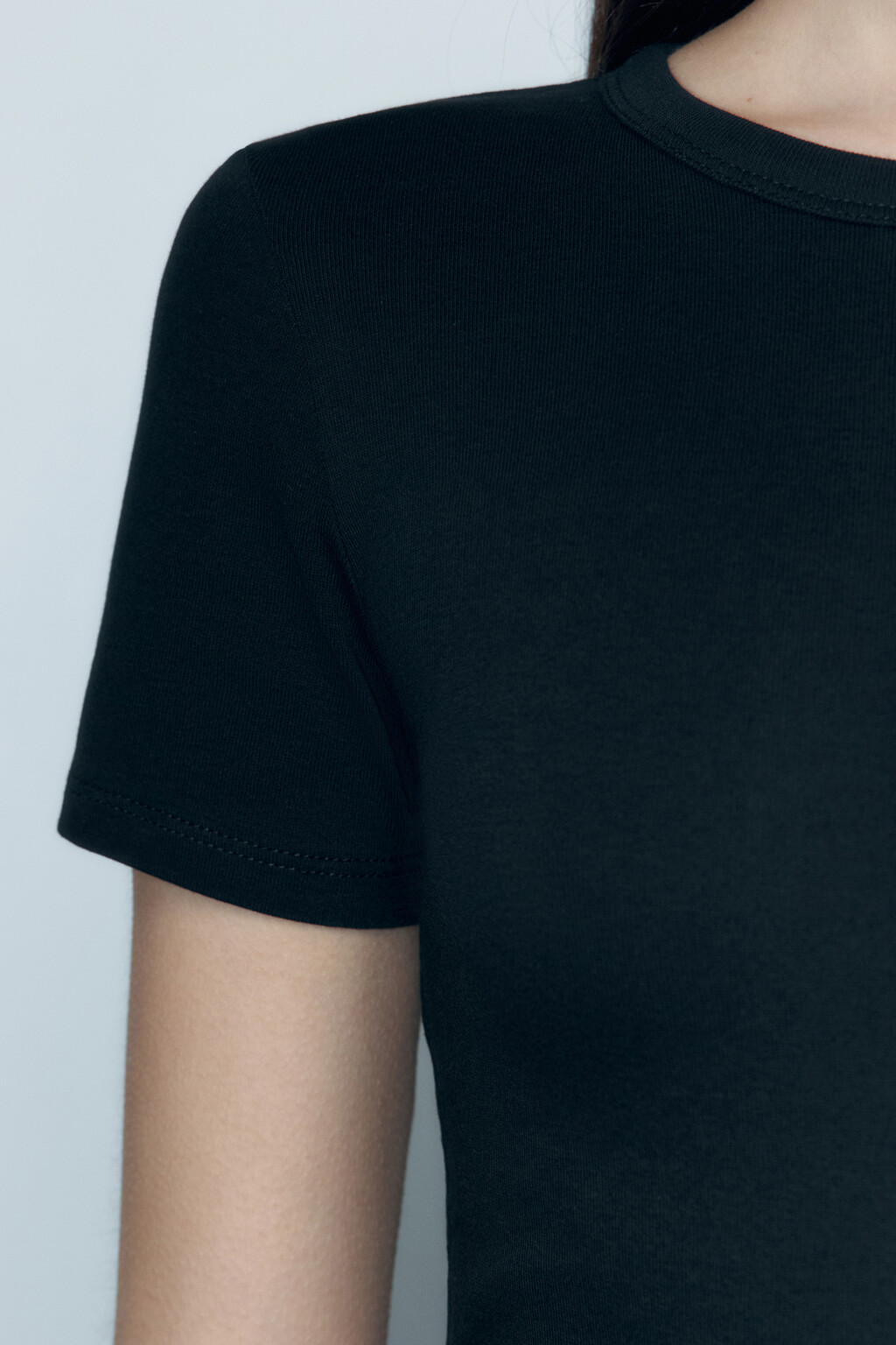 Топ-футболка хлопковый облегающий - цвет черный - 7