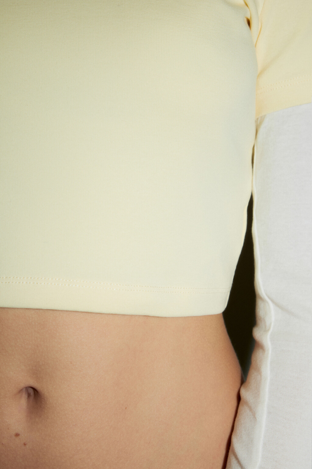 Футболка-топ базовая укороченная - цвет желтый - 6