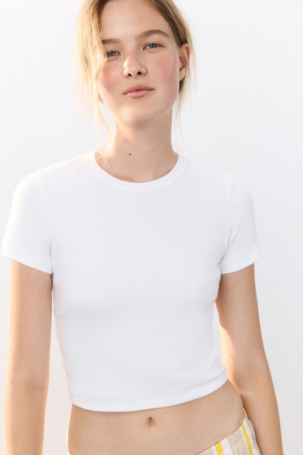 Футболка-топ базовая укороченная - цвет белый - 1