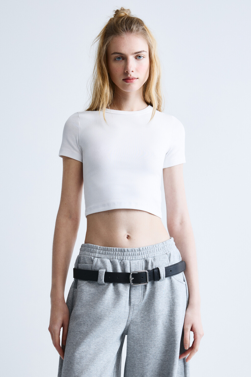 Футболка-топ базовая укороченная - цвет белый - 3