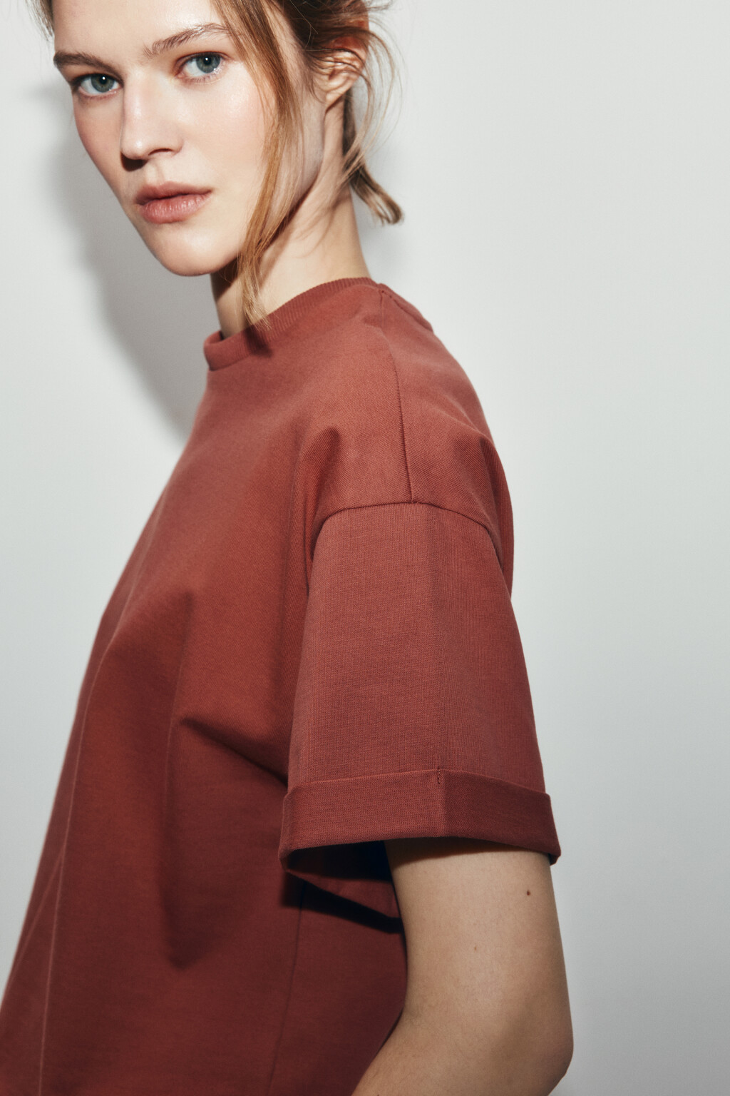 Футболка свободная хлопковая - цвет красный - 6