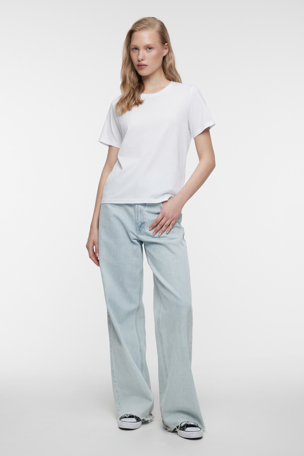 Футболка TSHIRT хлопковая базовая - цвет белый - 1