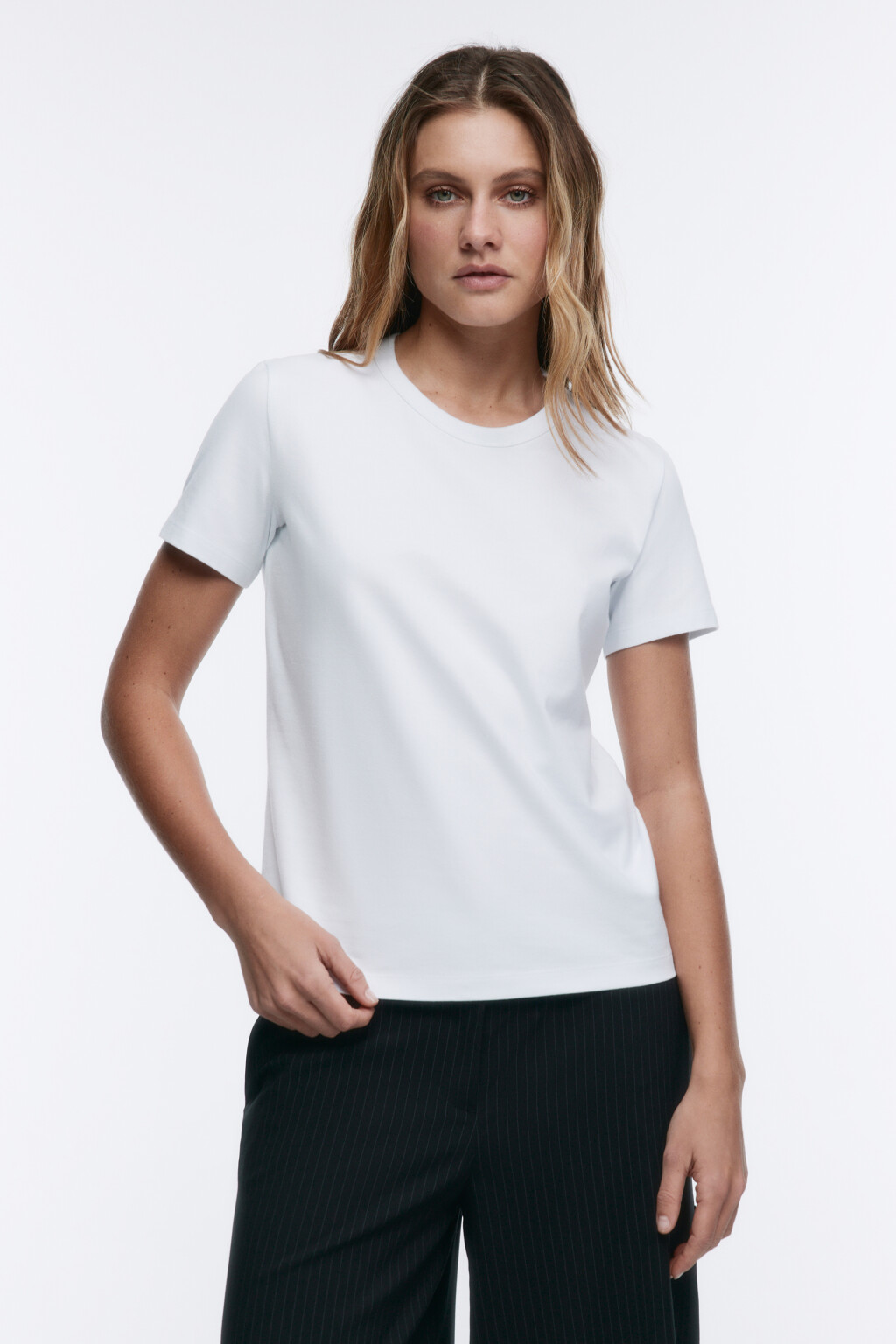 Футболка TTOP хлопковая базовая - цвет белый - 2