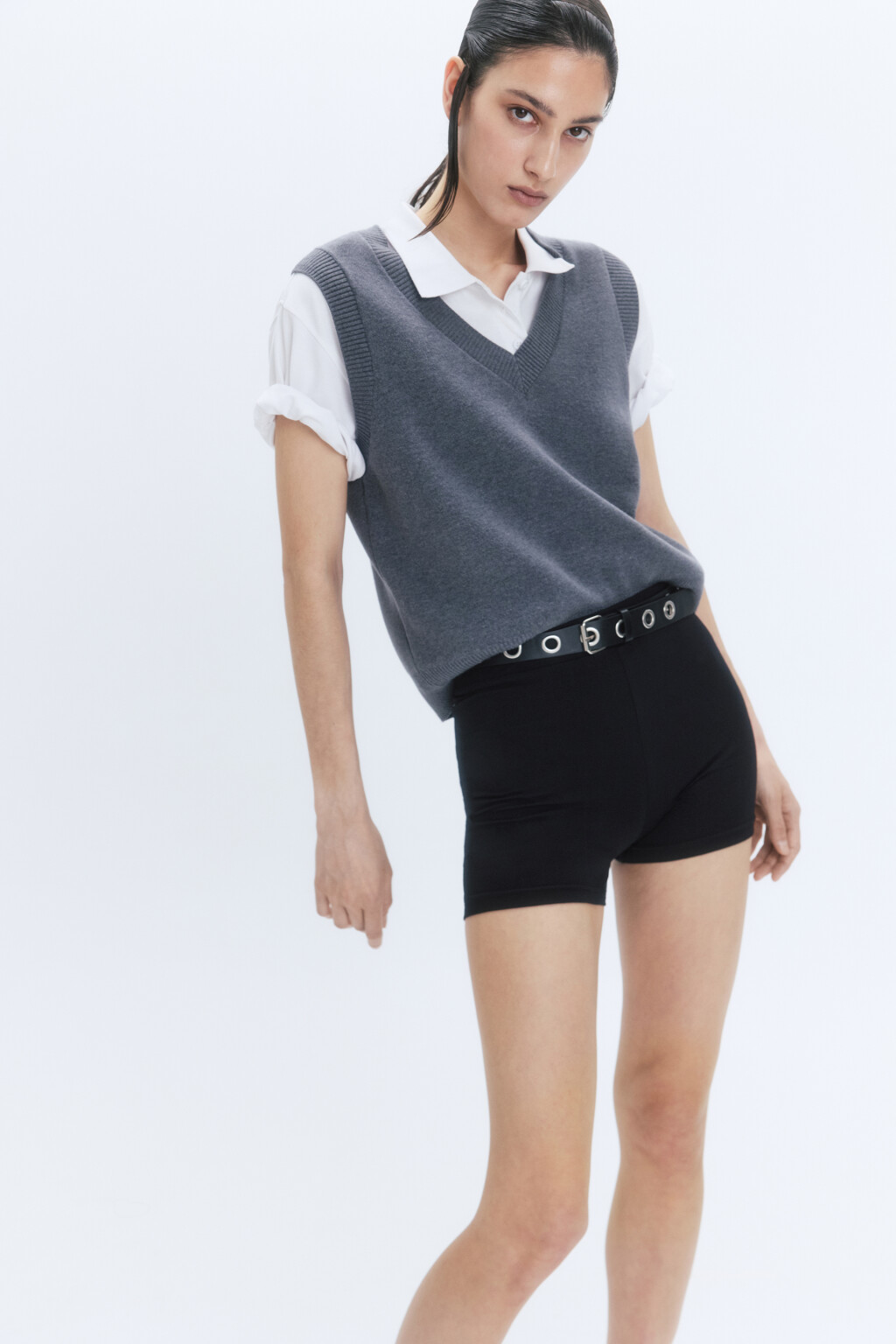 Жилет вязаный жаккардовый с V-образным вырезом - цвет серый - 2