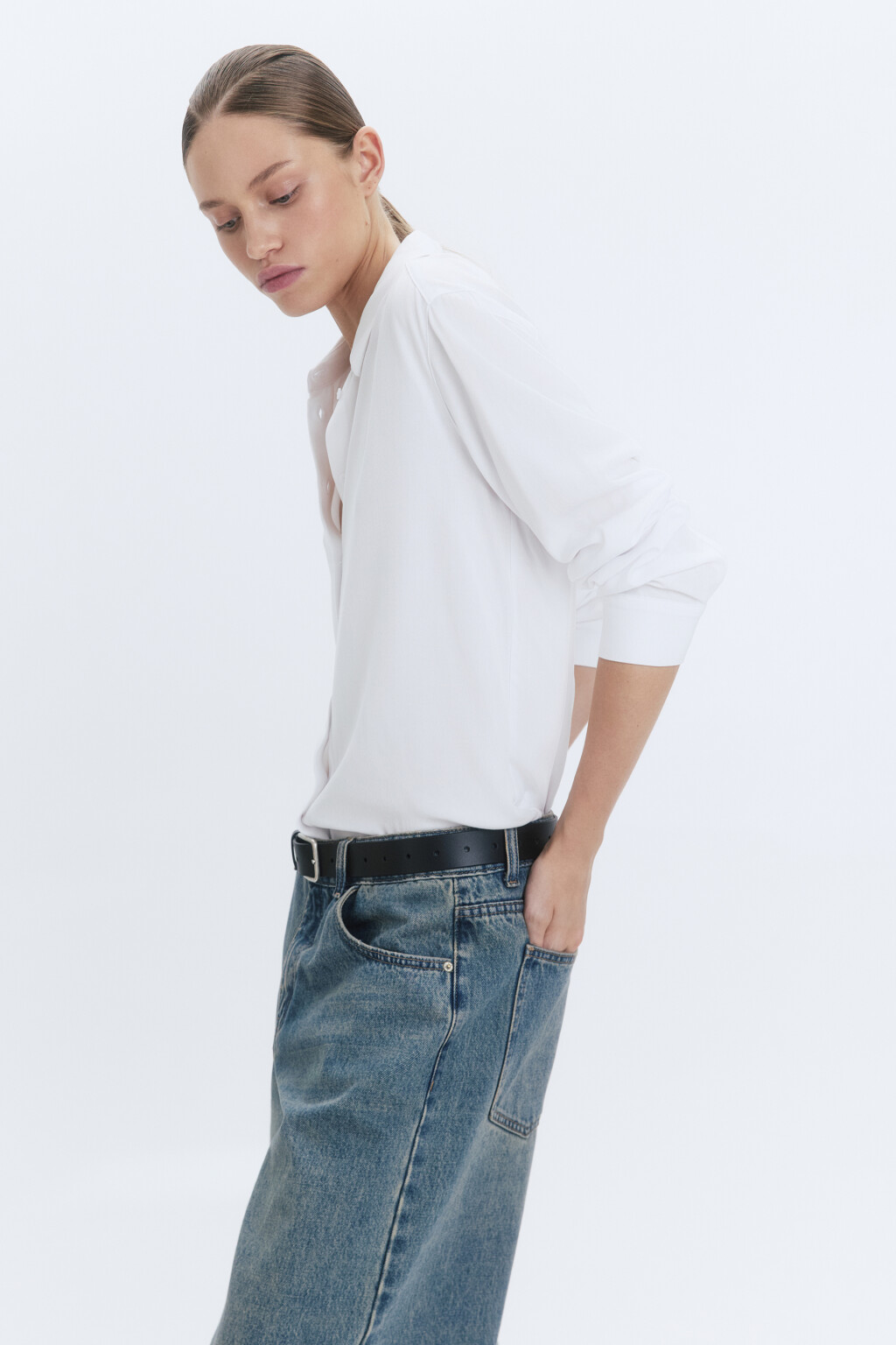 Блузка-рубашка ViShirt базовая из вискозы - цвет белый - 2