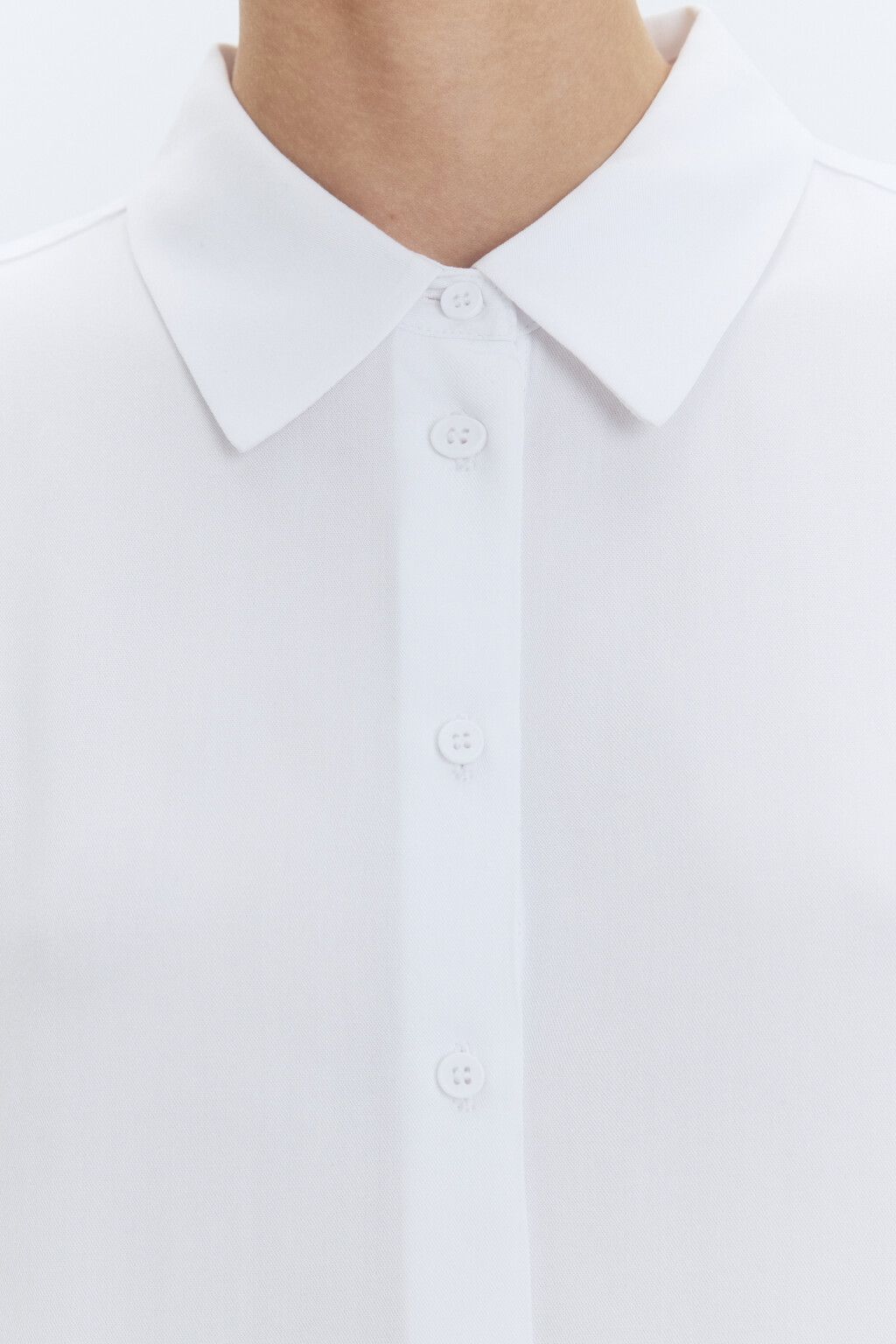 Блузка-рубашка ViShirt базовая из вискозы - цвет белый - 7