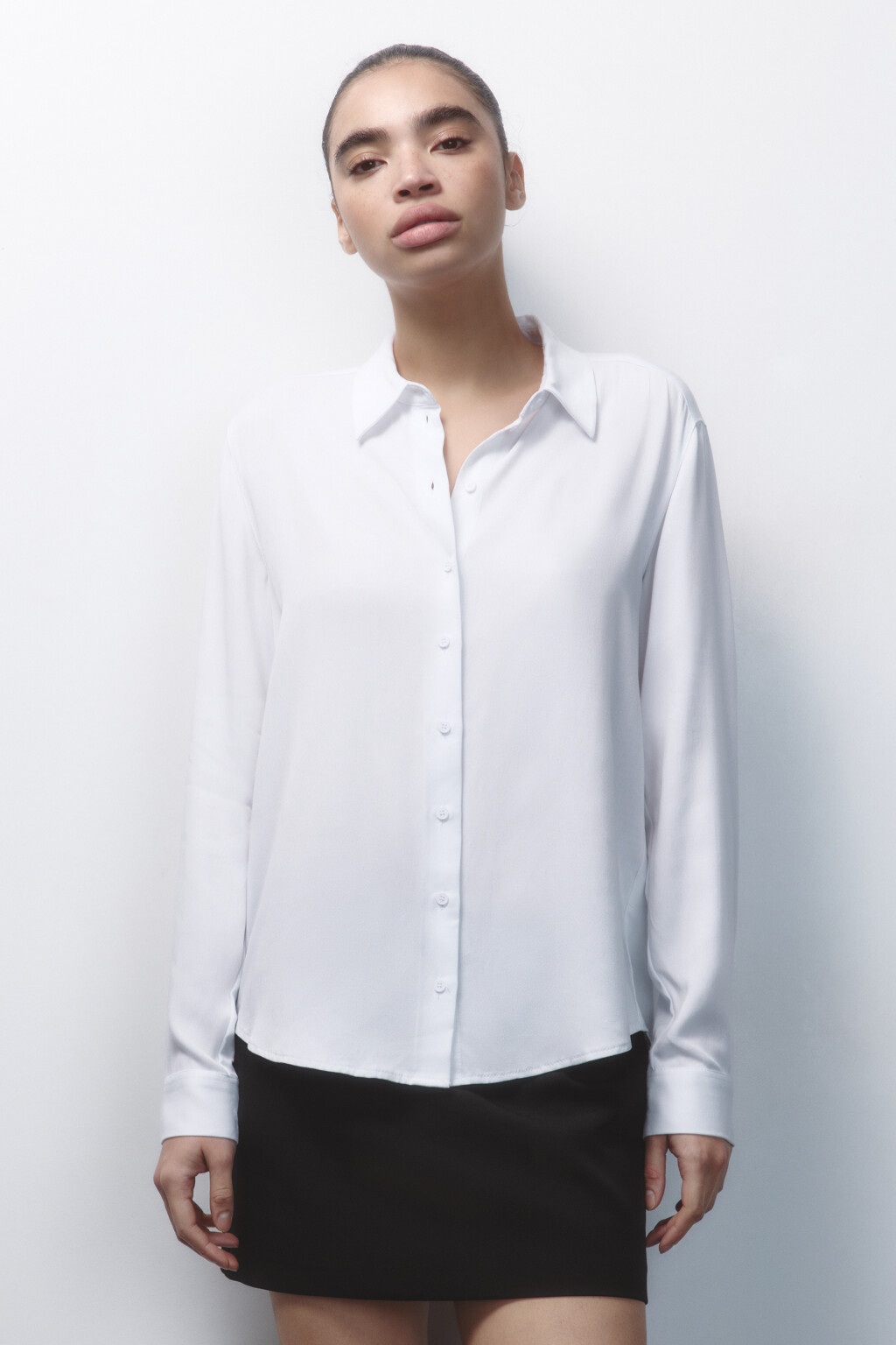 Блузка ViShirt базовая из вискозы - цвет белый - 2