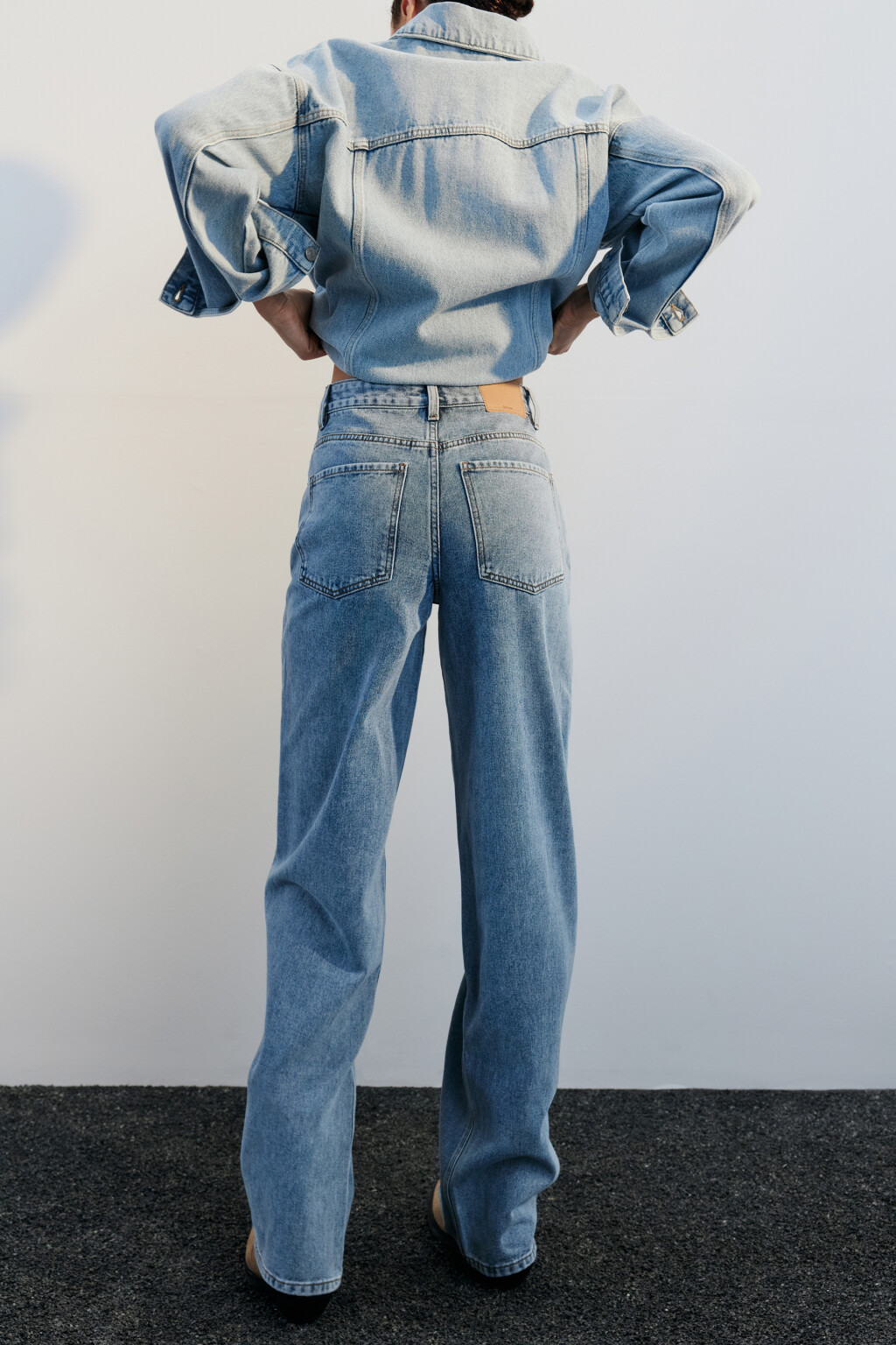 Джинсы широкие с высокой посадкой - цвет голубой - 1