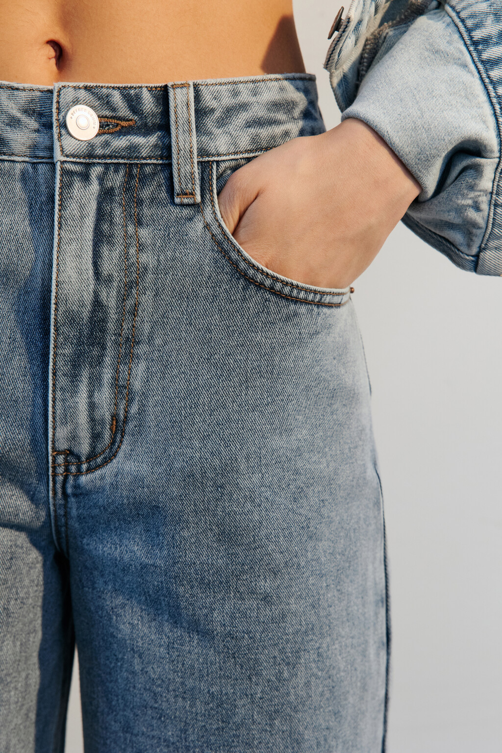 Джинсы широкие с высокой посадкой - цвет голубой - 6