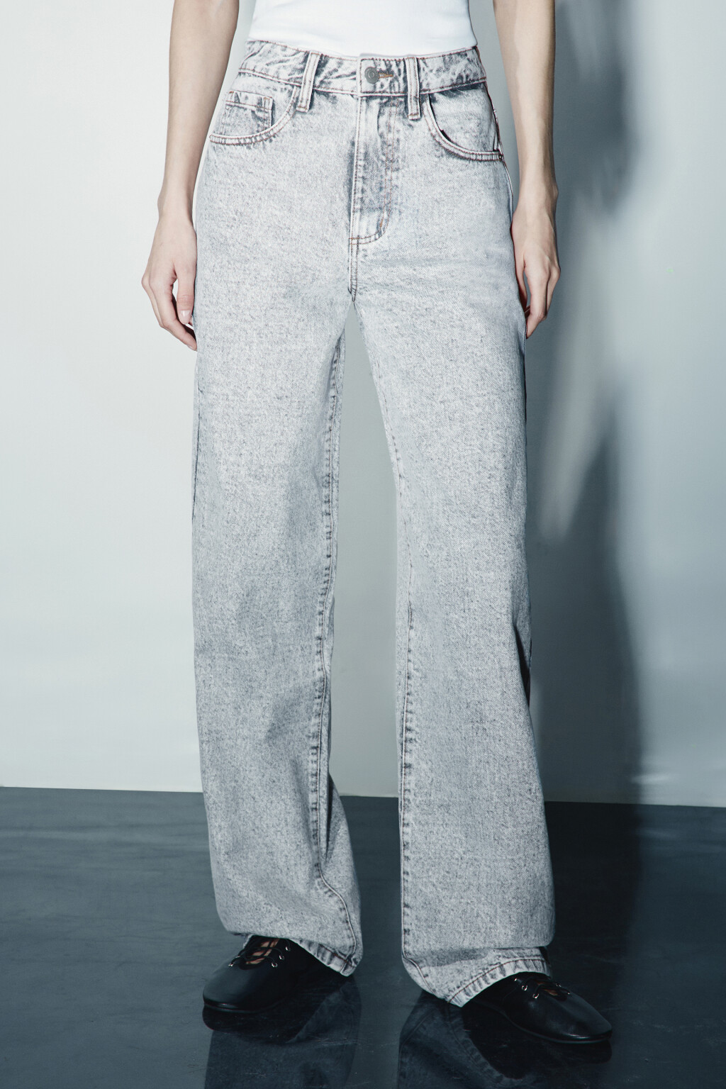 Джинсы широкие с высокой посадкой - цвет серый - 2