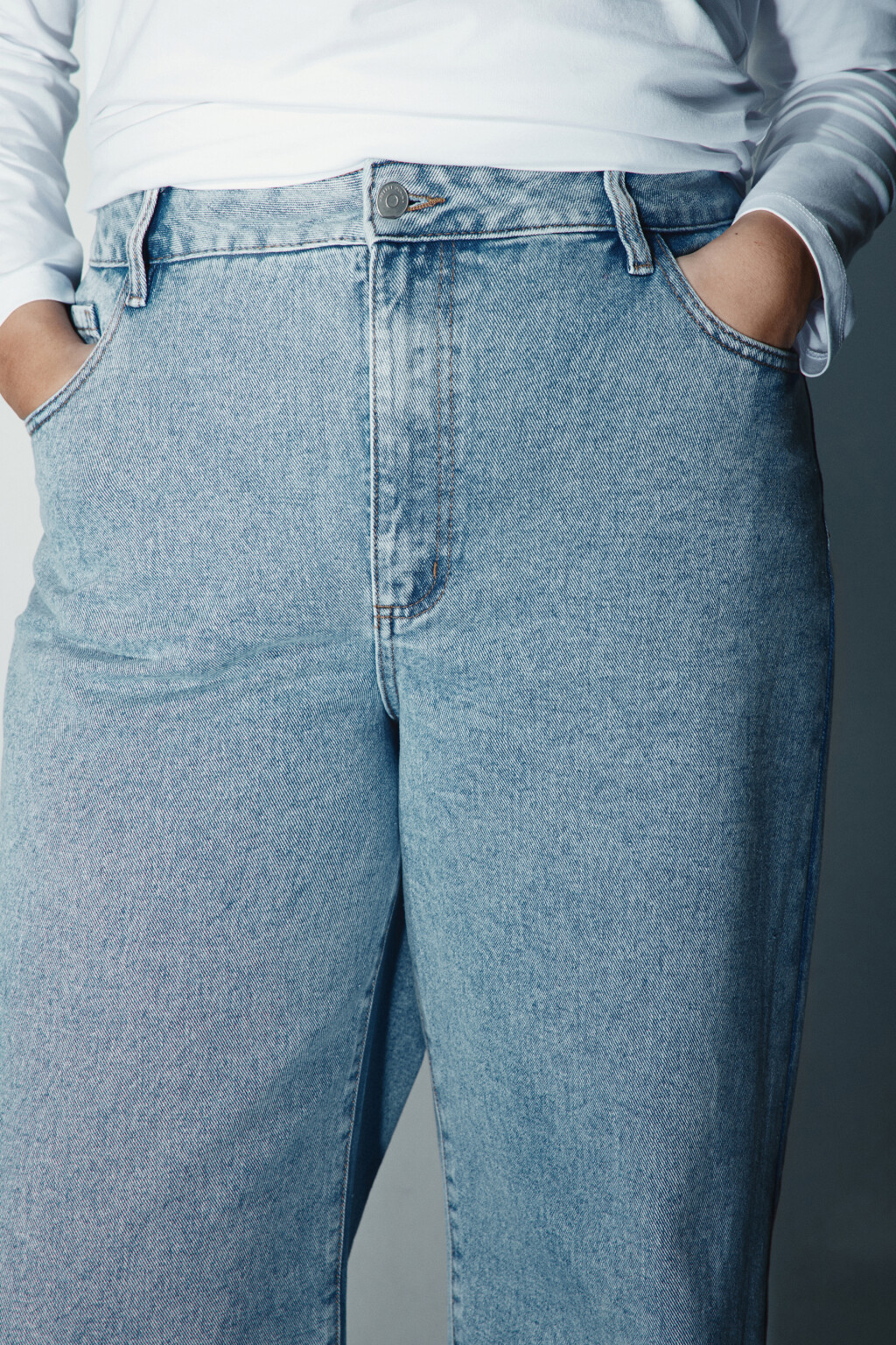 Джинсы широкие с высокой посадкой - цвет голубой - 6