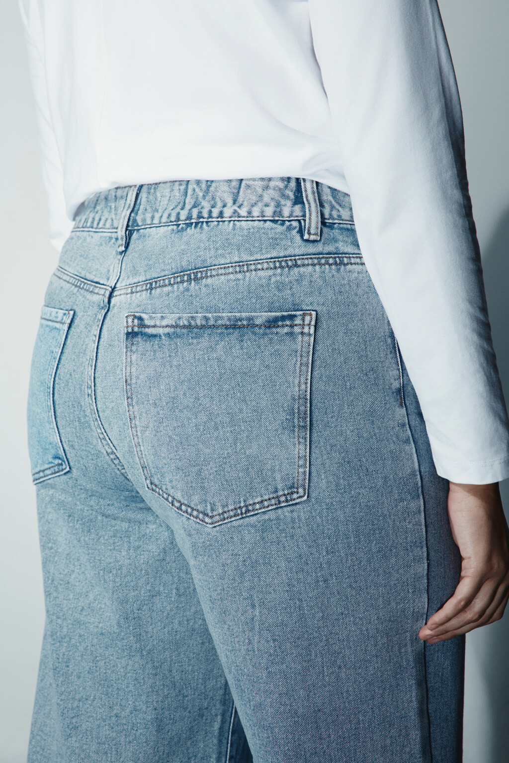 Джинсы широкие с высокой посадкой - цвет голубой - 8