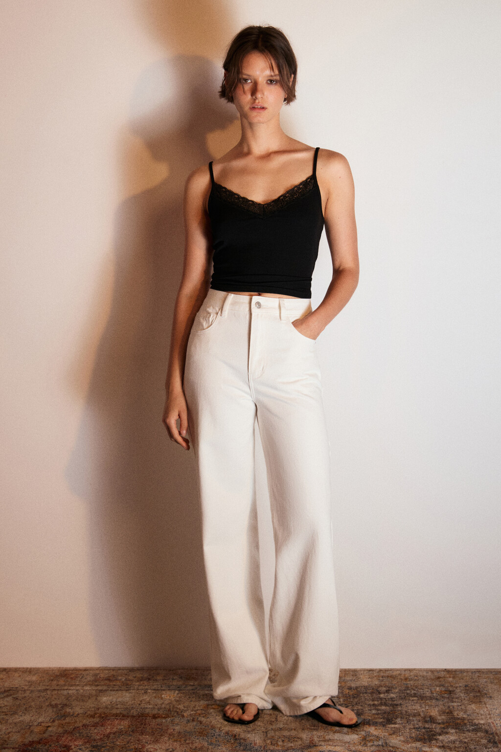 Джинсы широкие с высокой посадкой - цвет белый - 4