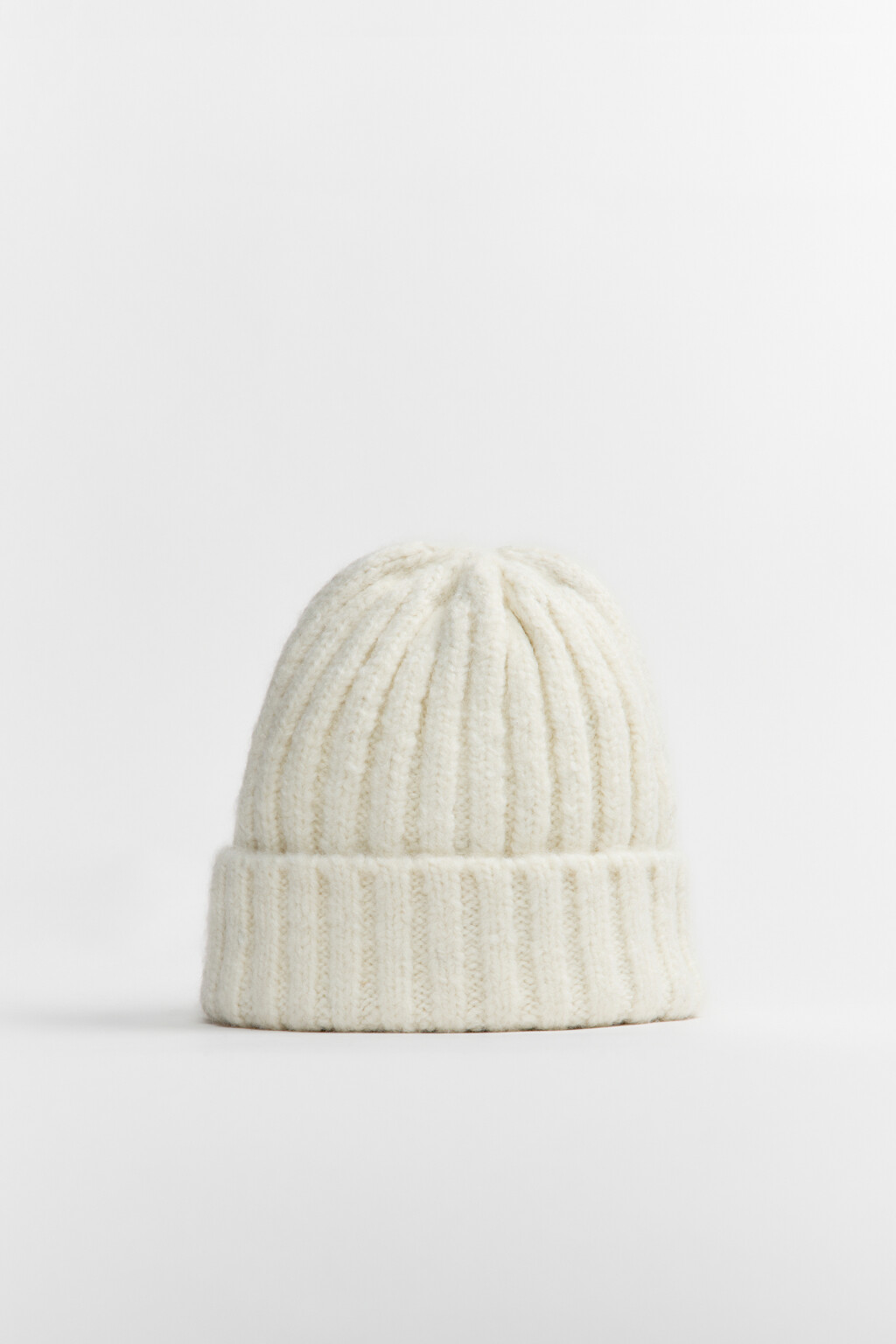 Шапка-бини вязаная с шерстью - цвет молочный - 4