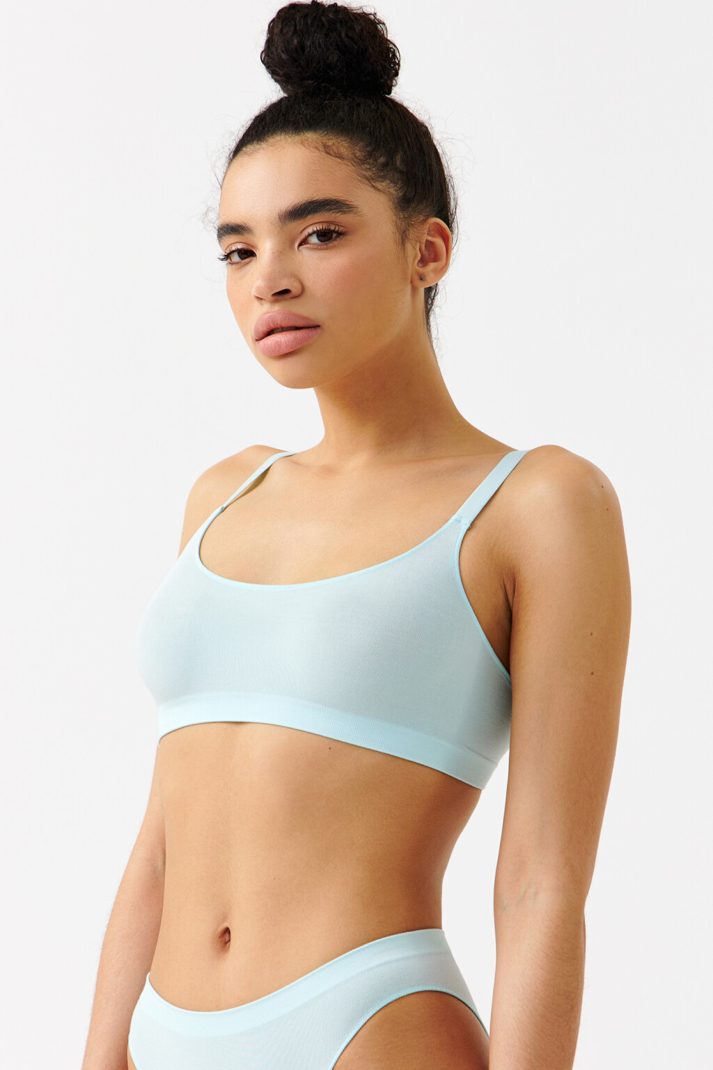 бюстгальтер-топ без косточек - цвет голубой - 4